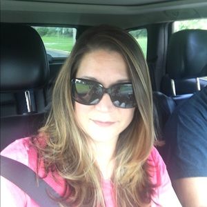 Meet your Posher, Sharyn